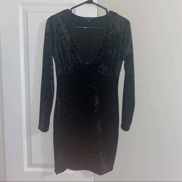 Black Velour Mini Lace Long Sleeve Dress - Picture 6 of 11